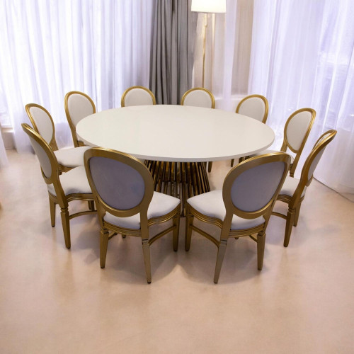 CLASSIC CONTEMPORARY 09